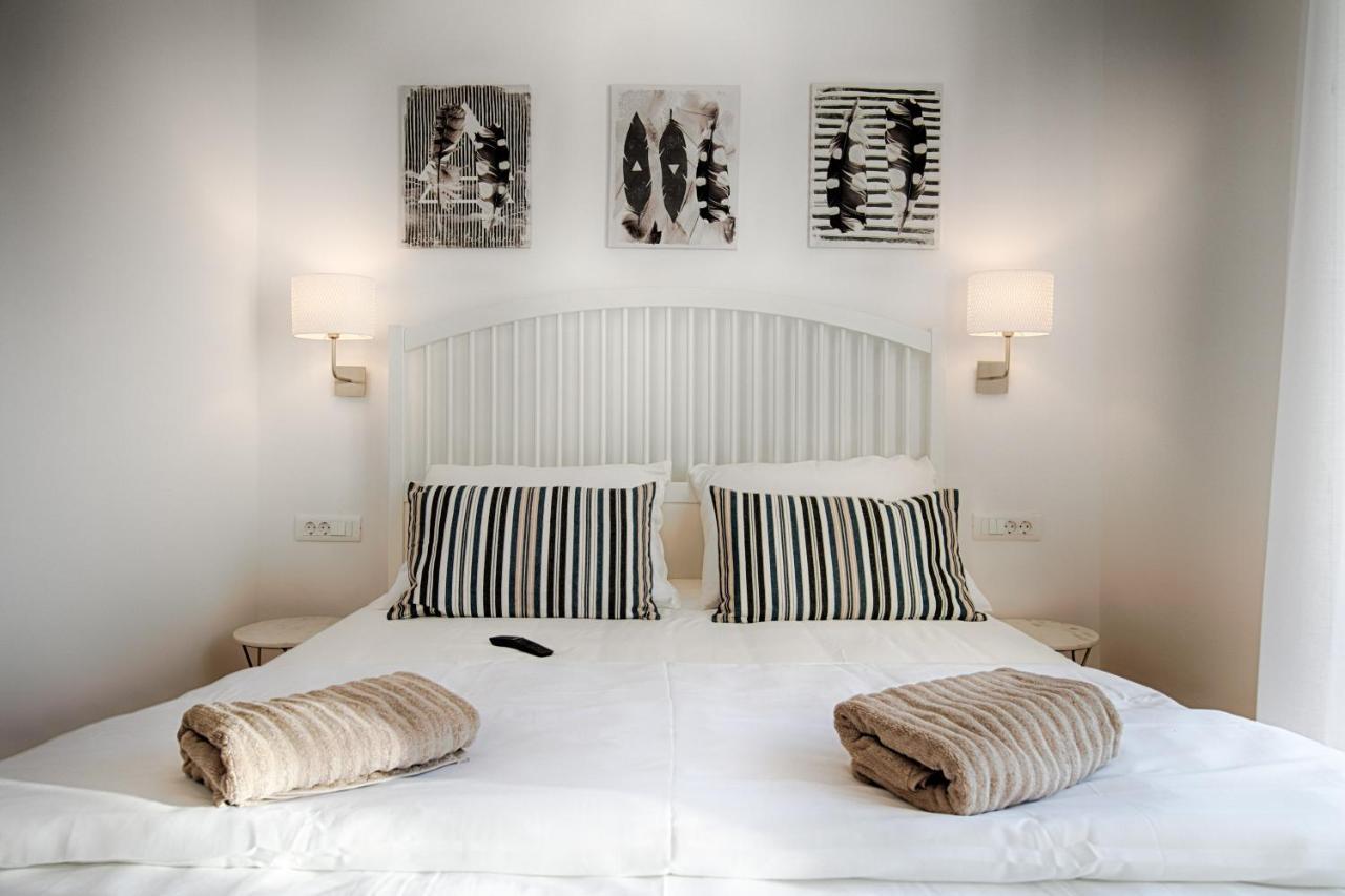 Seafront Rooms Koluna Komiza Bagian luar foto